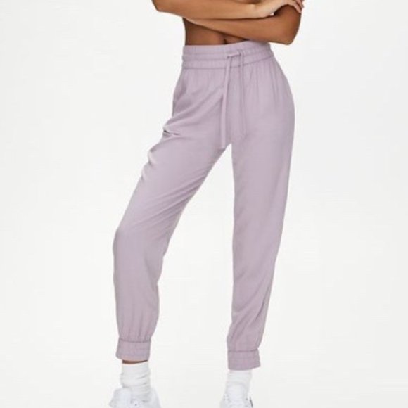Aritzia Grenville Pant Lilac Nwot 